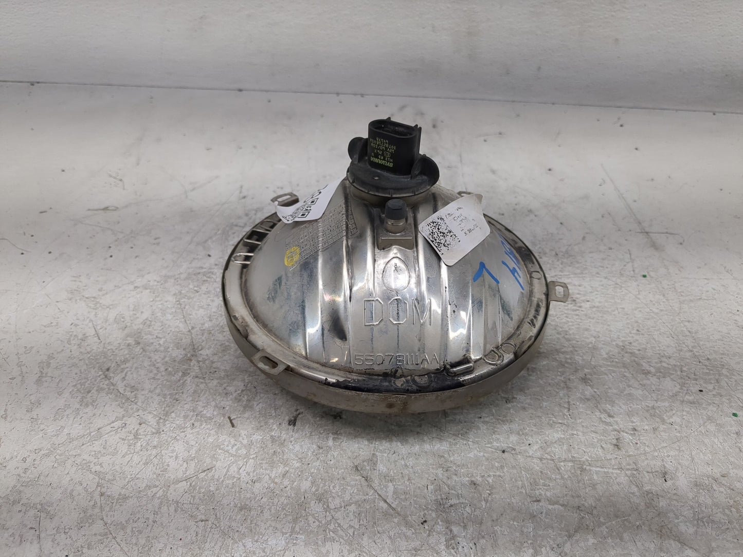 2018-2022 Jeep Wrangler Driver Left Oem Front Light Lamp - Oemusedautoparts1.com