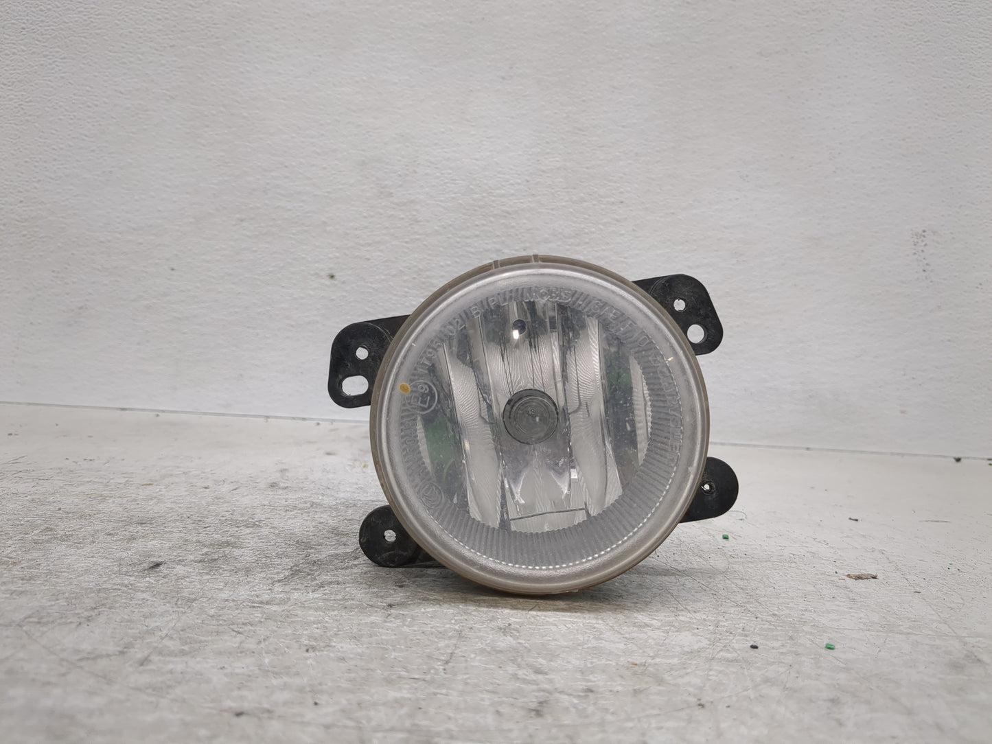 2011-2018 Jeep Wrangler Driver Left Oem Front Light Lamp - Oemusedautoparts1.com