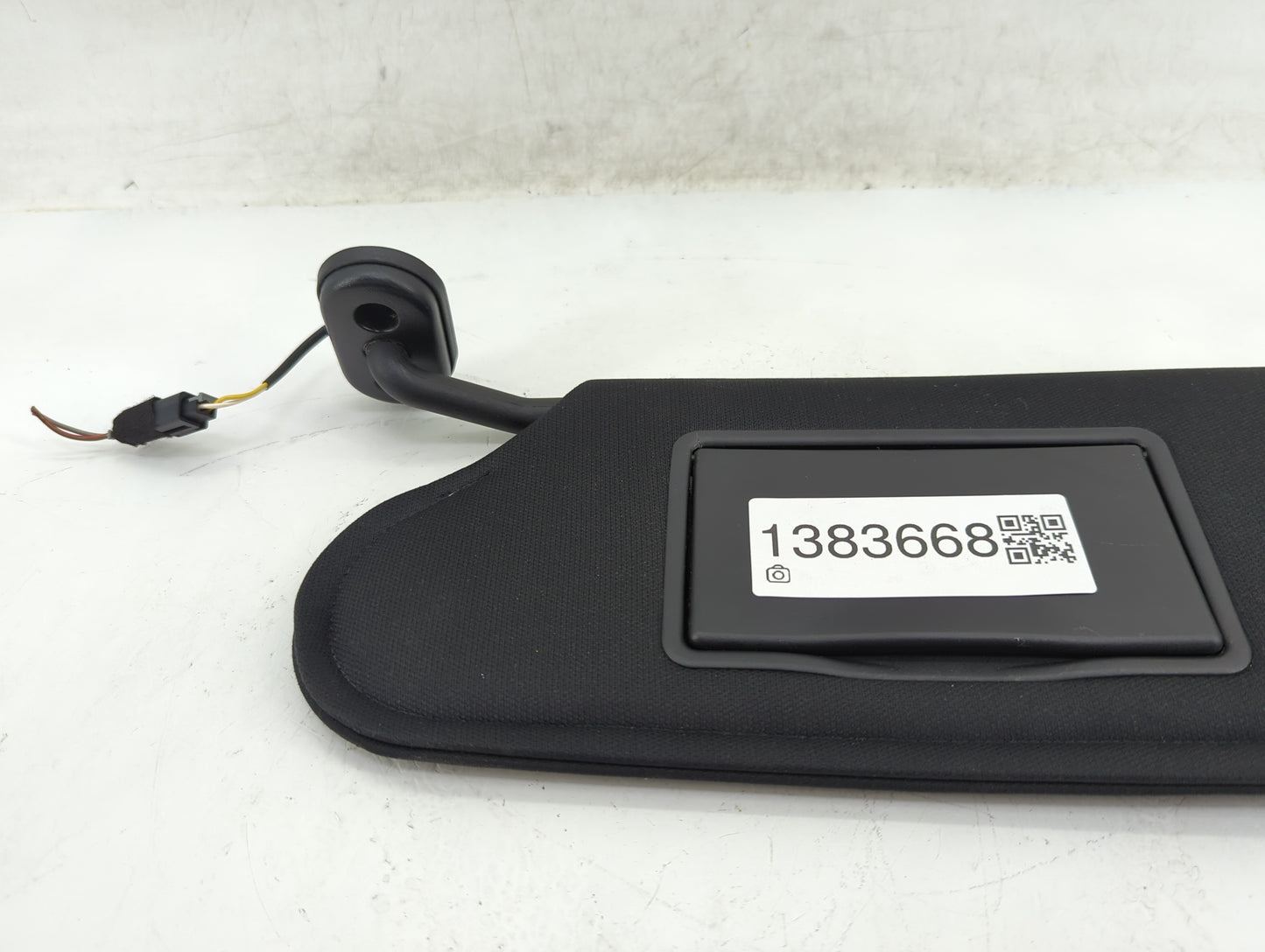 2018-2022 Jeep Wrangler Sun Visor Shade Replacement Driver Left Mirror Fits Fits 2018 2019 2020 2021 2022 OEM Used Auto Part