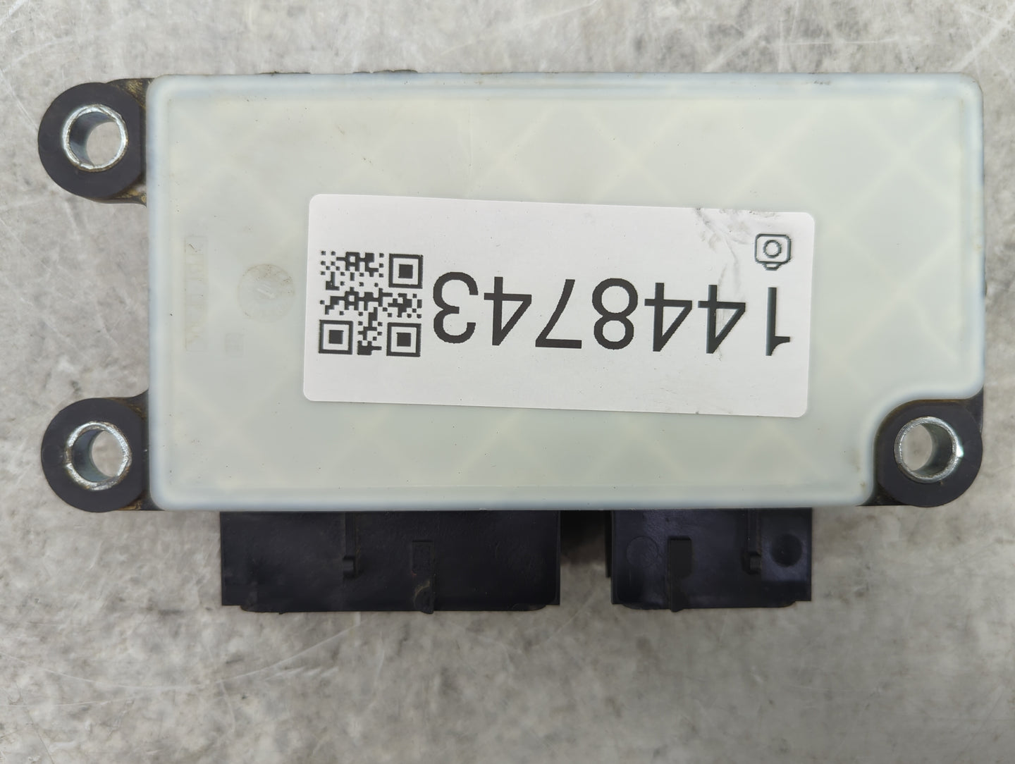 2018-2019 Jeep Wrangler Safety Restraint Srs Airbag Control Module - Oemusedautoparts1.com