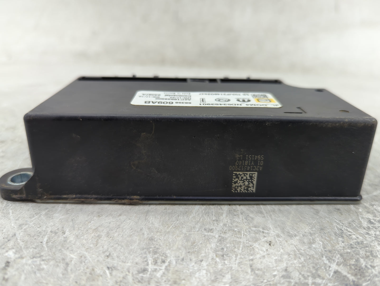 2018-2019 Jeep Wrangler Safety Restraint Srs Airbag Control Module - Oemusedautoparts1.com