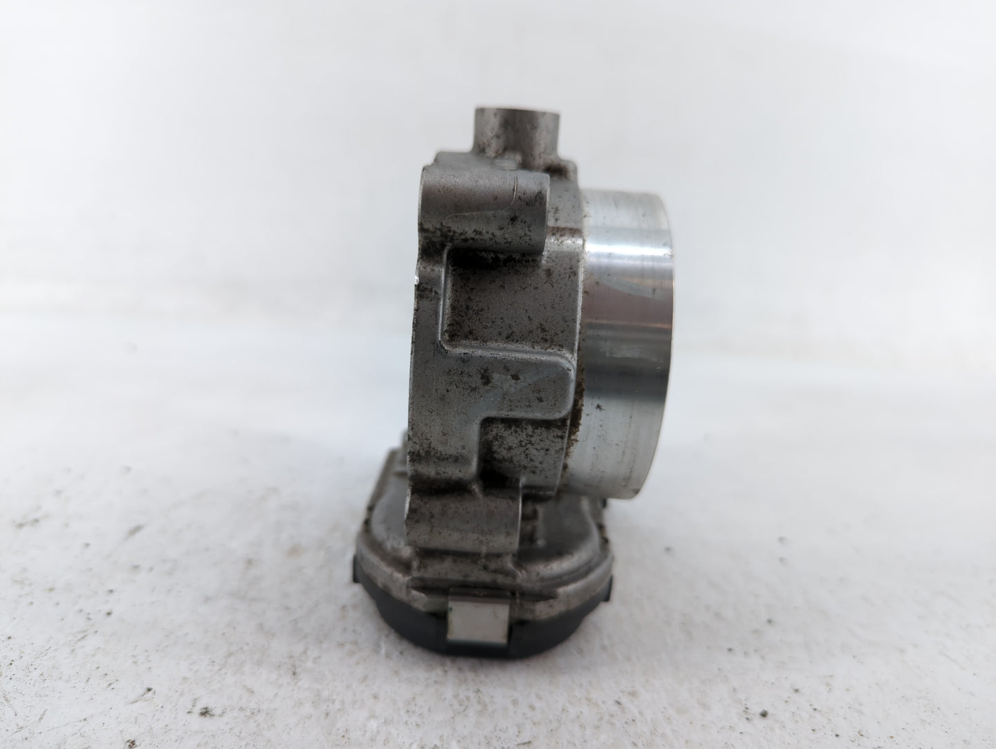 2012-2018 Jeep Wrangler Throttle Body P/N:05184349AE 05184349AC Fits OEM Used Auto Parts - Oemusedautoparts1.com