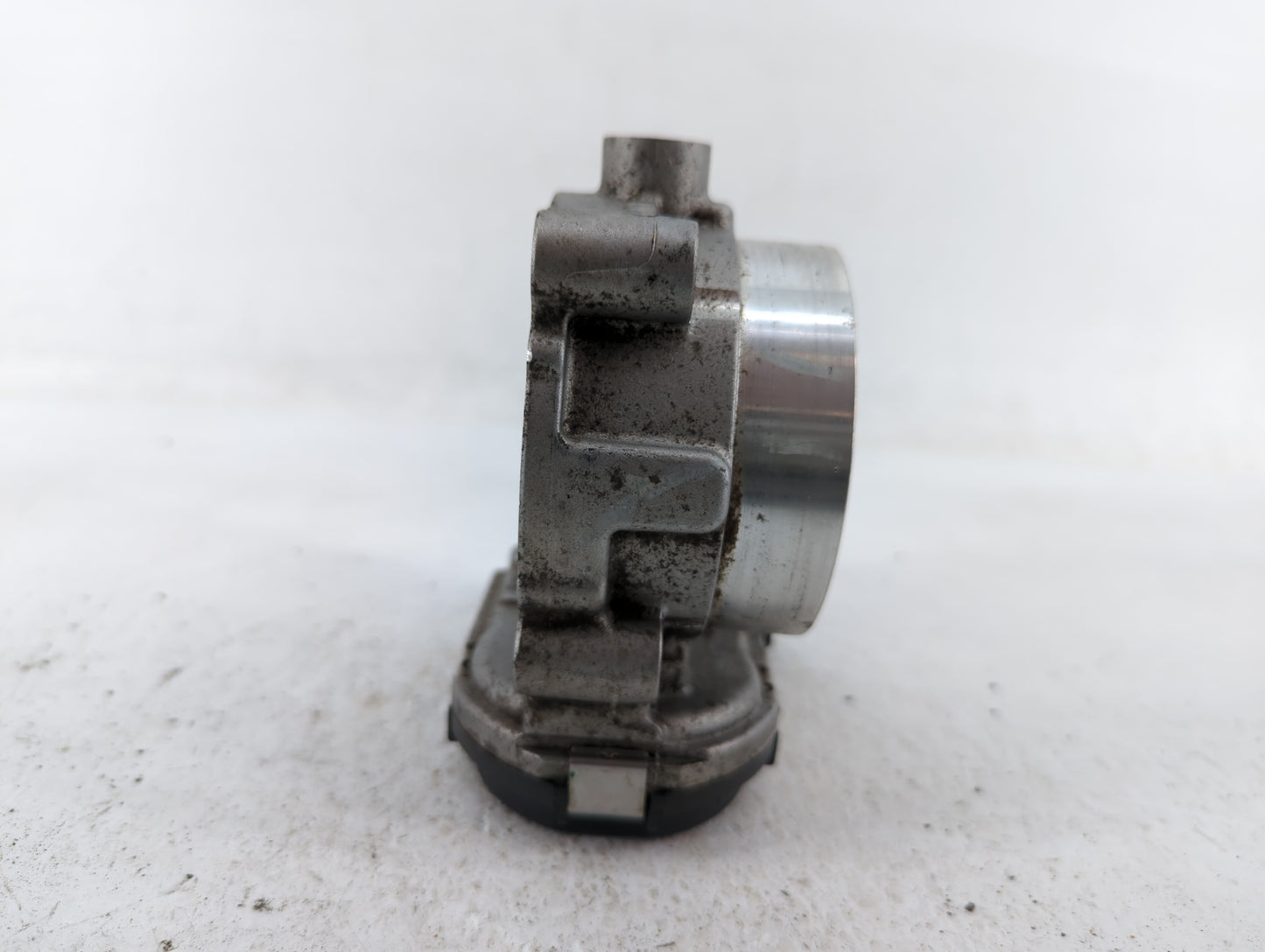 2012-2018 Jeep Wrangler Throttle Body P/N:05184349AE 05184349AC Fits OEM Used Auto Parts - Oemusedautoparts1.com