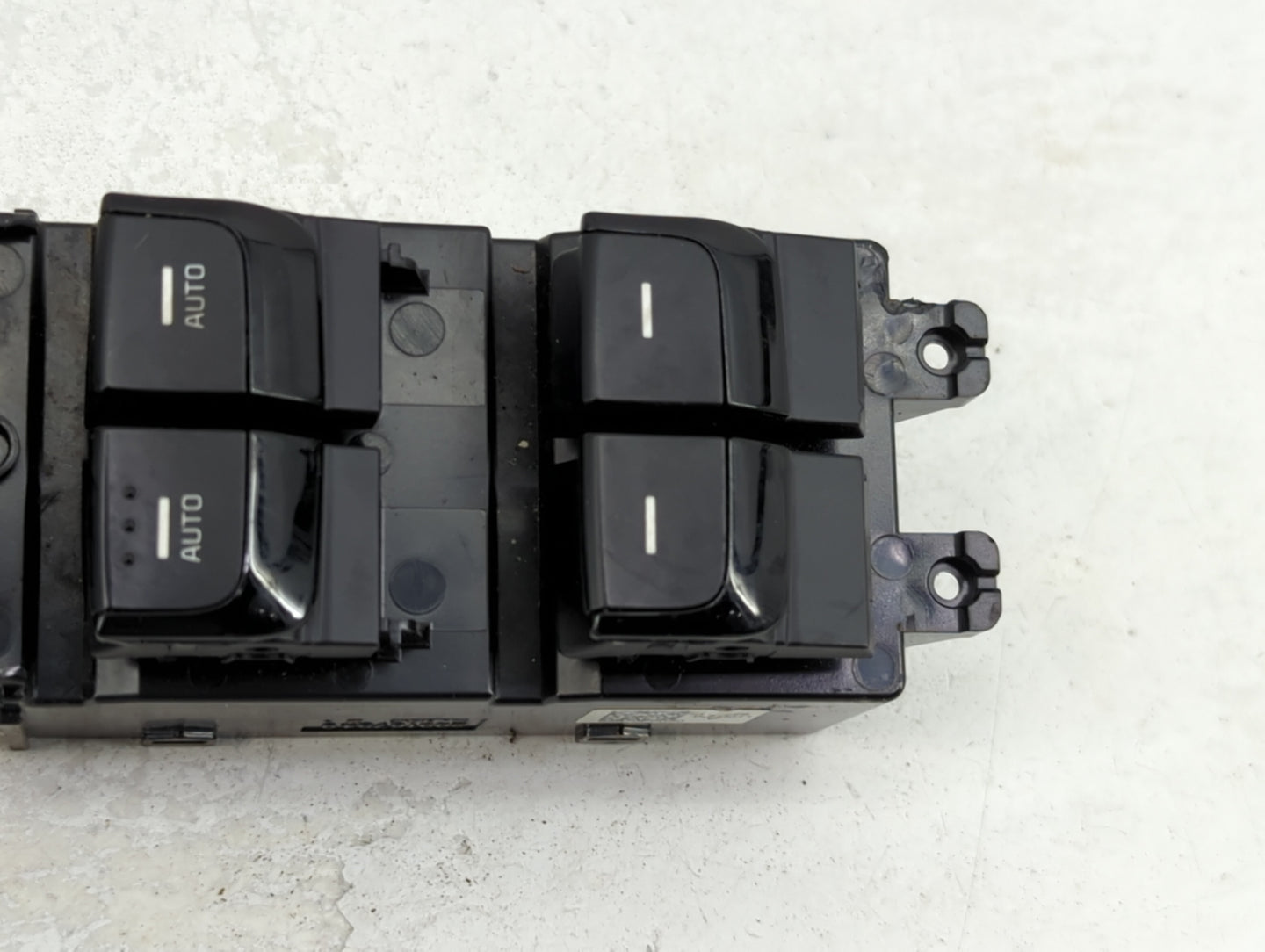 2017-2018 Kia Cadenza Master Power Window Switch Replacement Driver Side Left P/N:93570F6030 Fits Fits 2017 2018 OEM Used Au