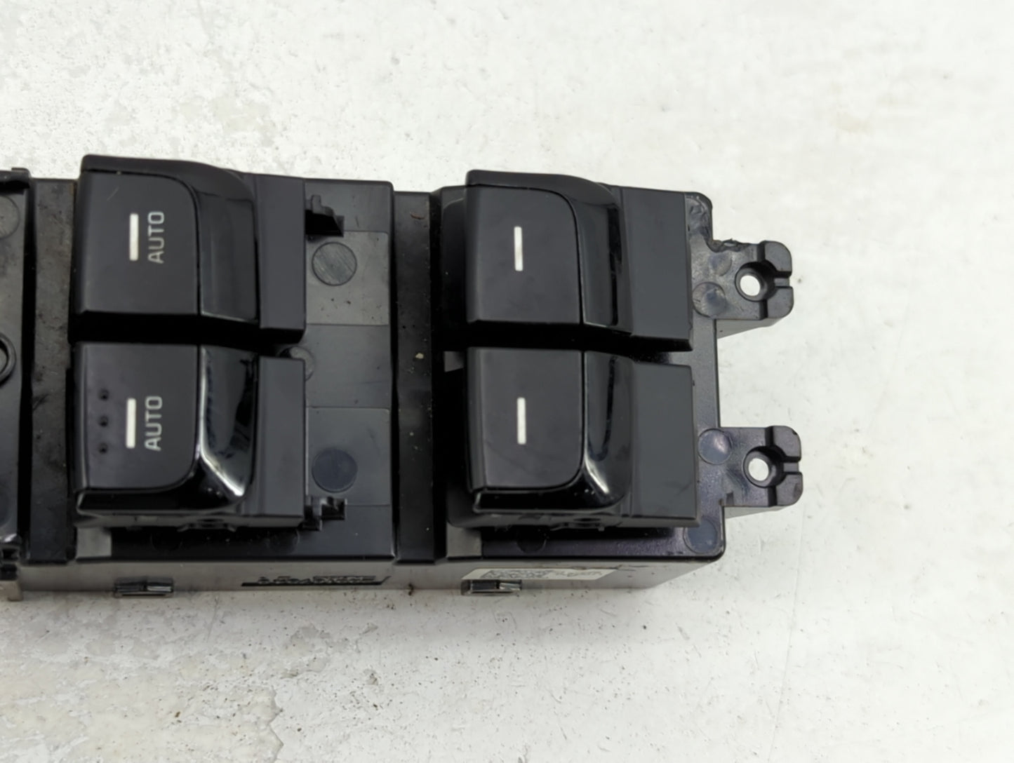 2017-2018 Kia Cadenza Master Power Window Switch Replacement Driver Side Left P/N:93570F6030 Fits Fits 2017 2018 OEM Used Au