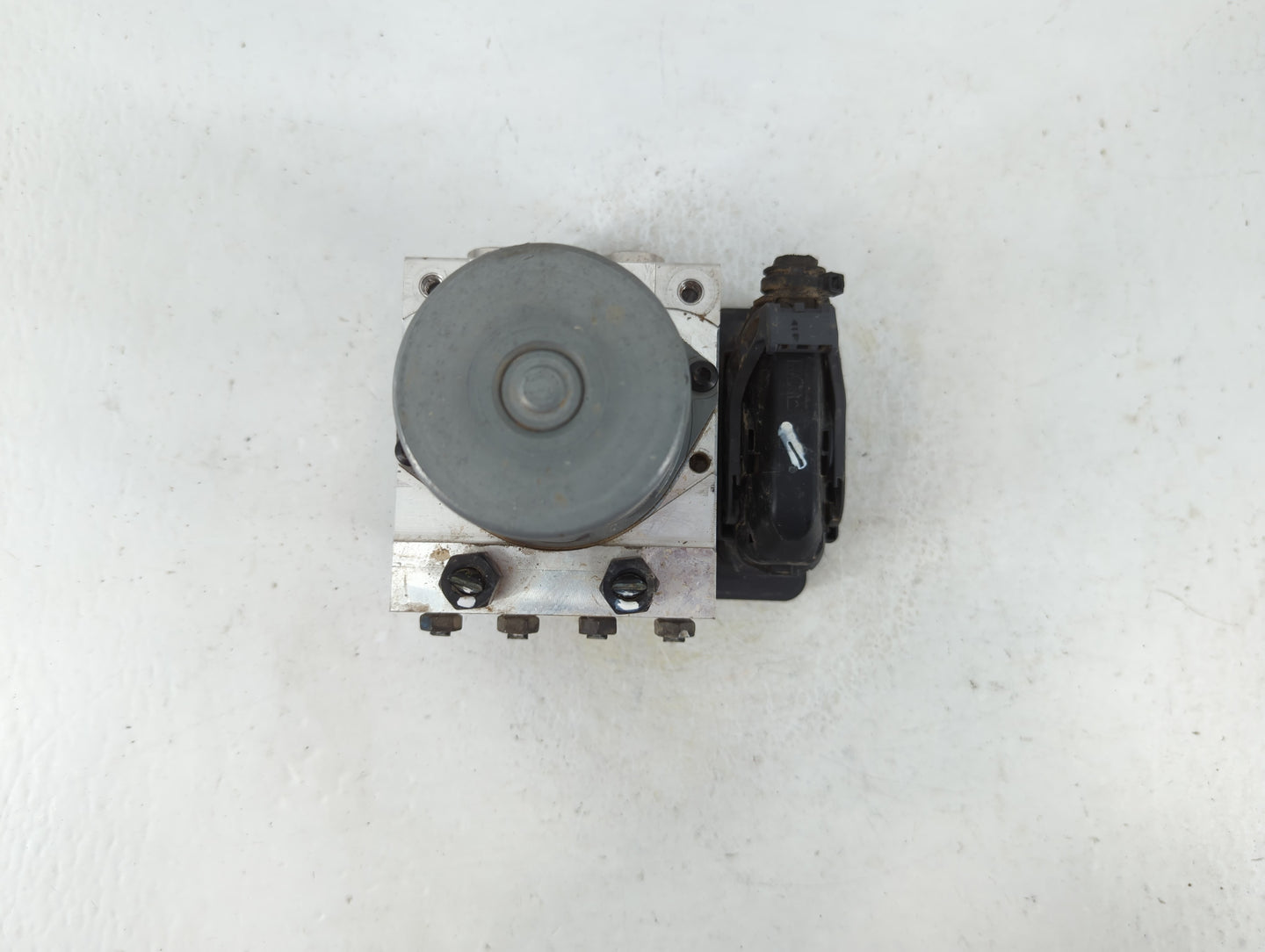 2017-2018 Kia Forte ABS Pump Control Module Replacement P/N:58900-B0200 Fits Fits 2017 2018 OEM Used Auto Parts - Oemusedaut
