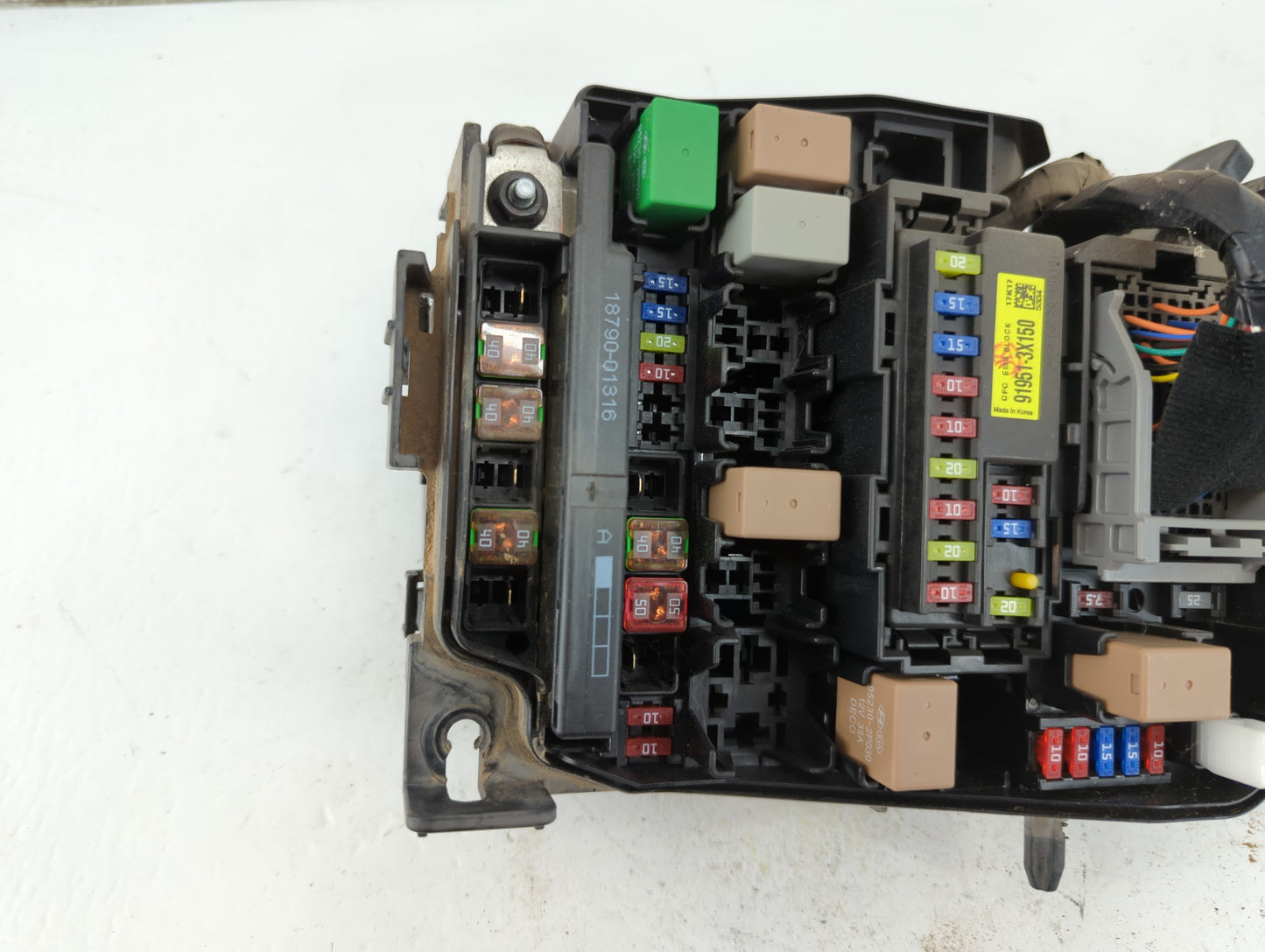 2017-2018 Kia Forte Fusebox Fuse Box Panel Relay Module P/N:91950-3X510 Fits Fits 2017 2018 OEM Used Auto Parts - Oemusedaut