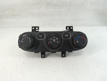 2017-2018 Kia Forte Climate Control Module Temperature AC/Heater Replacement Fits Fits 2017 2018 OEM Used Auto Parts - Oemus