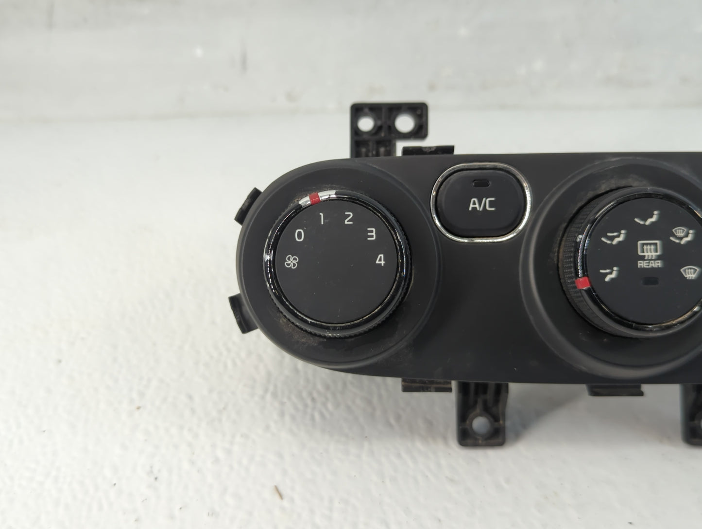 2017-2018 Kia Forte Climate Control Module Temperature AC/Heater Replacement Fits Fits 2017 2018 OEM Used Auto Parts - Oemus