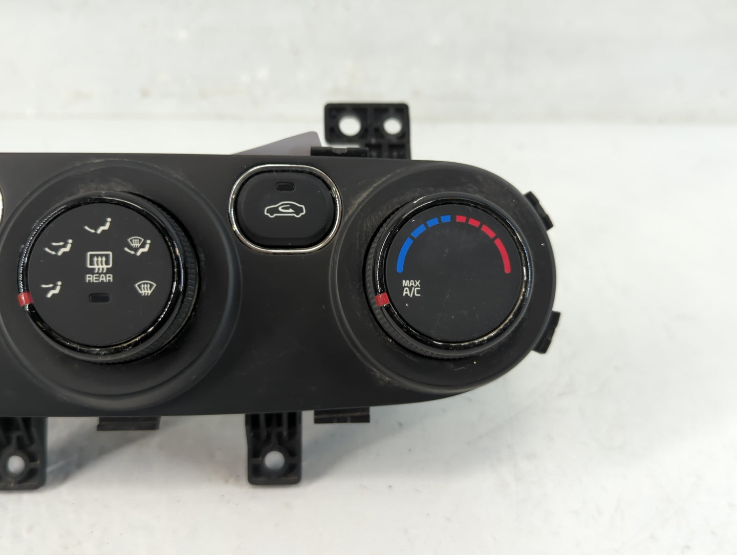 2017-2018 Kia Forte Climate Control Module Temperature AC/Heater Replacement Fits Fits 2017 2018 OEM Used Auto Parts - Oemus