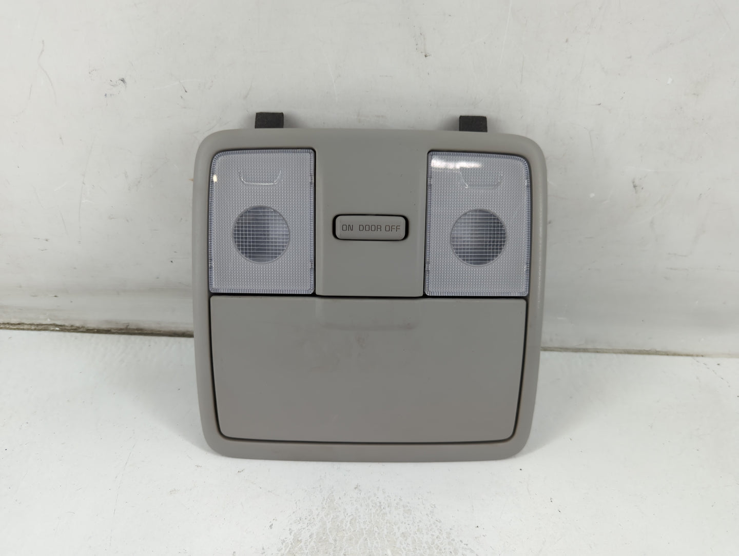 2018 Kia Forte Overhead Roof Console - Oemusedautoparts1.com