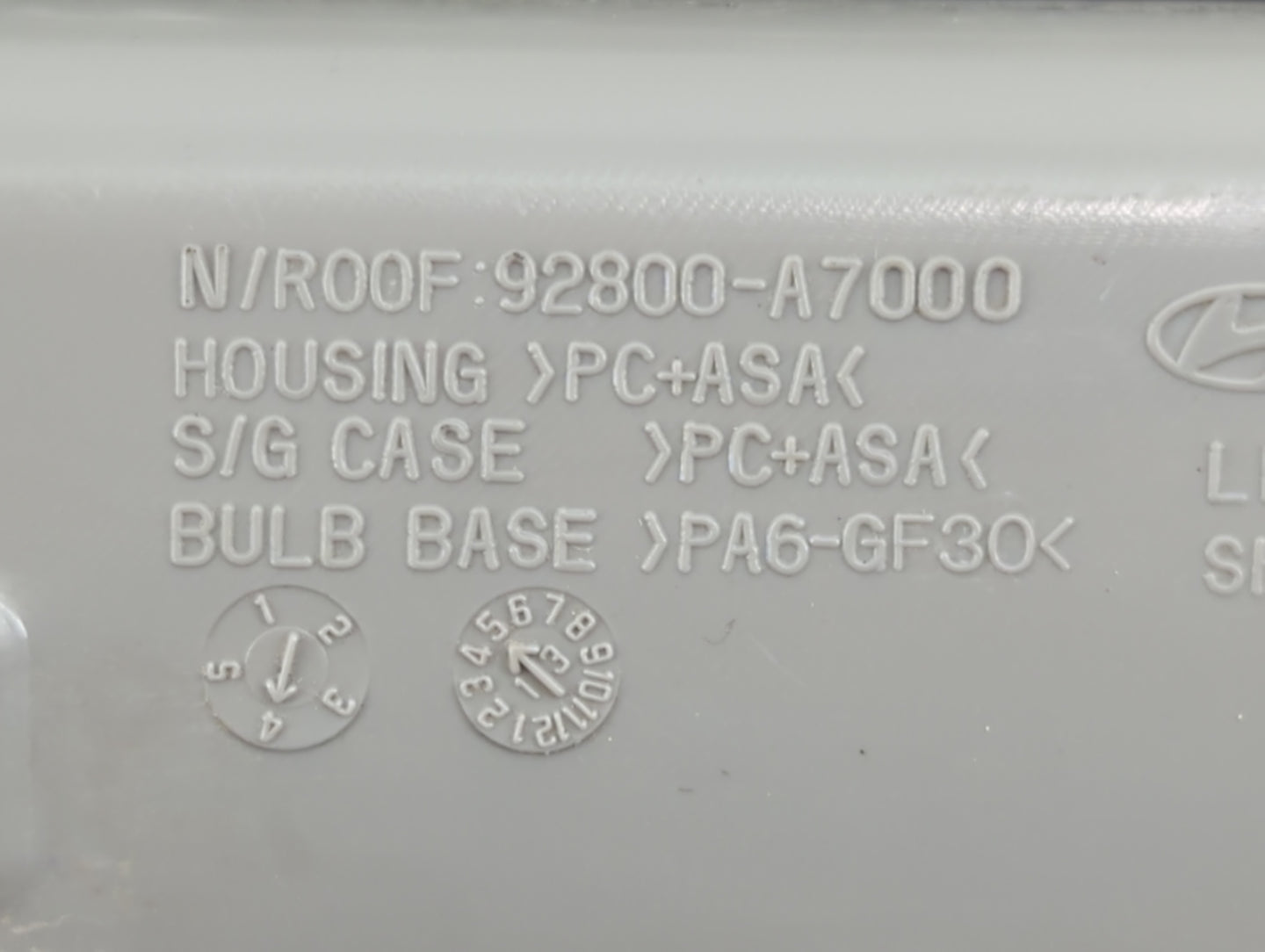 2018 Kia Forte Overhead Roof Console - Oemusedautoparts1.com