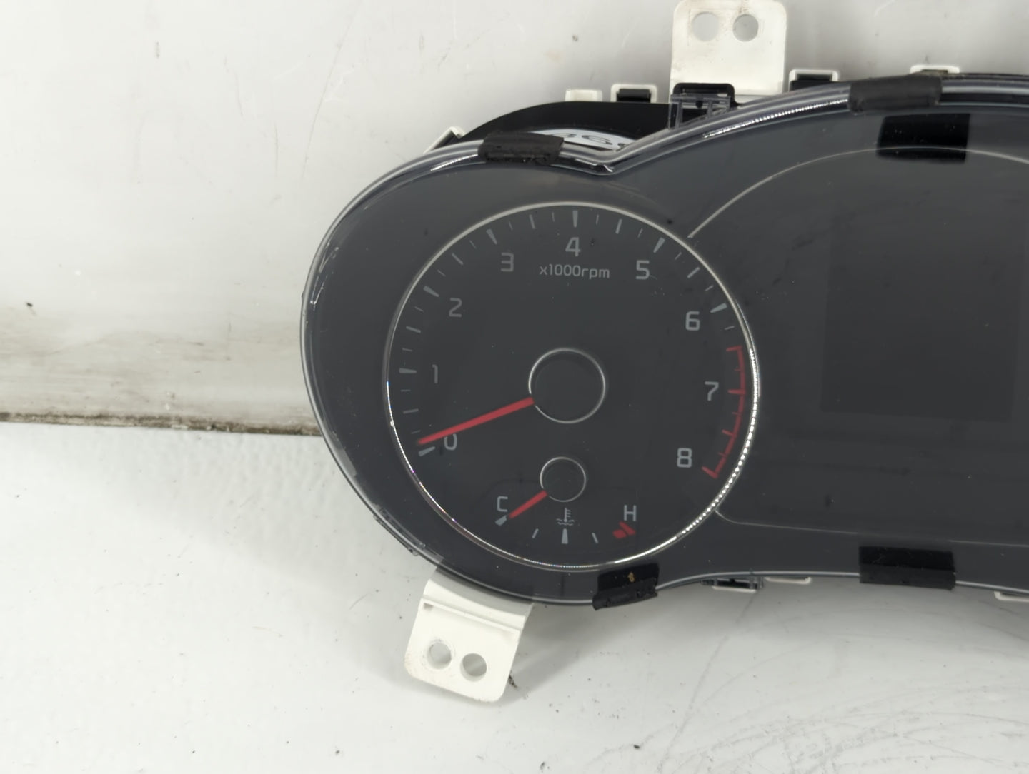 2017-2018 Kia Forte Instrument Cluster Speedometer Gauges P/N:94003-B0301 Miles: Fits Fits 2017 2018 OEM Used Auto Parts - O