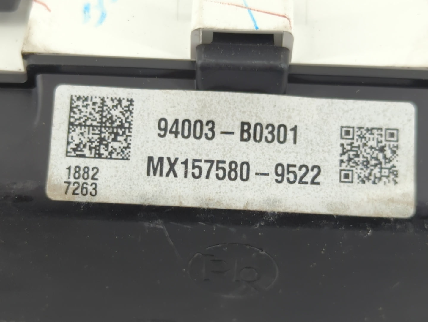 2017-2018 Kia Forte Instrument Cluster Speedometer Gauges P/N:94003-B0301 Fits Fits 2017 2018 OEM Used Auto Parts - Oemuseda
