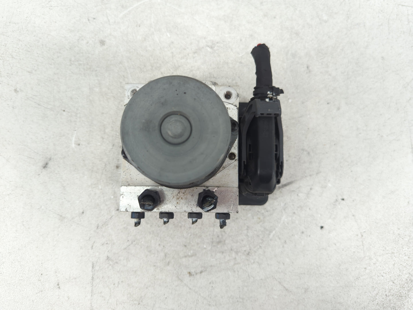 2017-2018 Kia Forte ABS Pump Control Module Replacement P/N:58900-B0200 Fits Fits 2017 2018 OEM Used Auto Parts - Oemusedaut