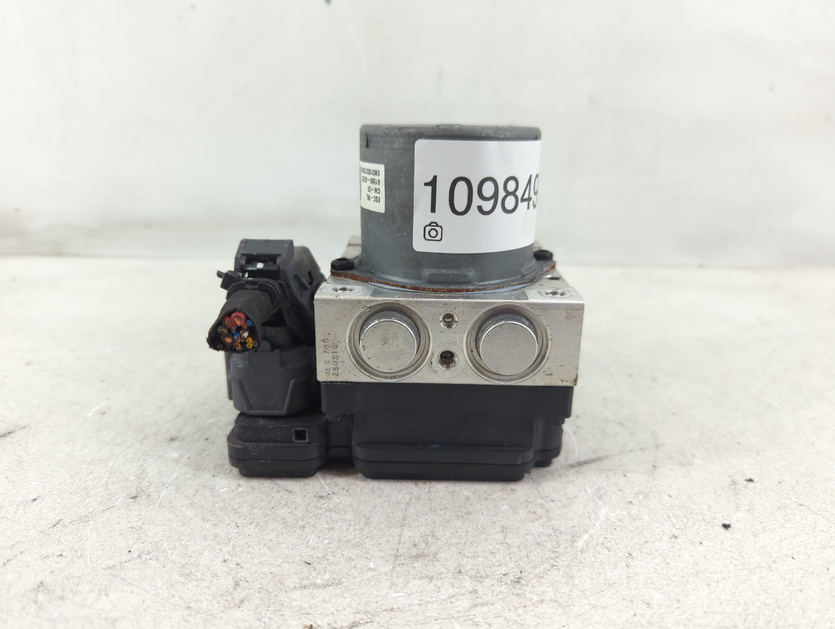 2017-2018 Kia Forte Anti-Lock Brake ABS Pump Module Actuator OEM P/N:58900-B0200 Fits Fits 2017 2018 OEM Used Auto Parts - O