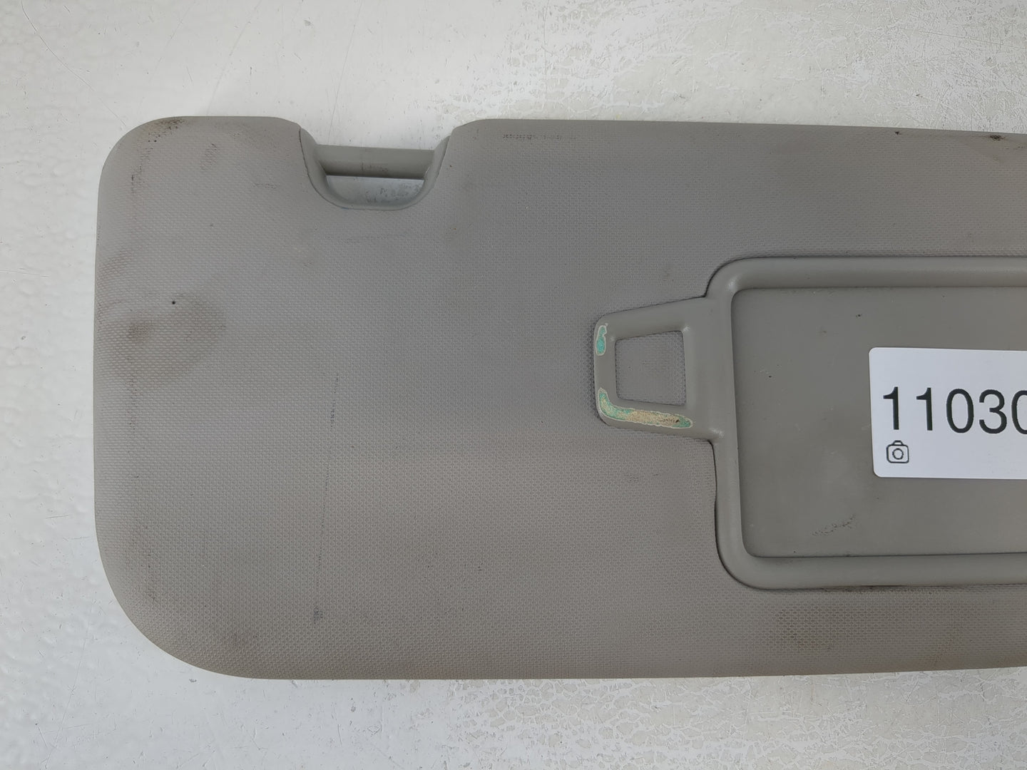 2017-2018 Kia Forte Sun Visor Shade Replacement Passenger Right Mirror Fits Fits 2017 2018 OEM Used Auto Parts - Oemusedauto