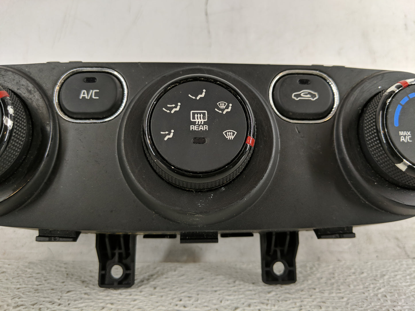 2017-2018 Kia Forte Climate Control Module Temperature AC/Heater Replacement P/N:97250-B0XXX 97250-A7XXX Fits Fits 2017 2018