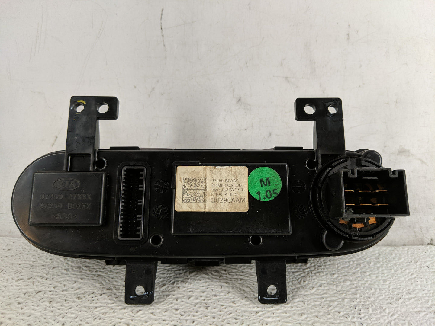 2017-2018 Kia Forte Climate Control Module Temperature AC/Heater Replacement P/N:97250-B0XXX 97250-A7XXX Fits Fits 2017 2018