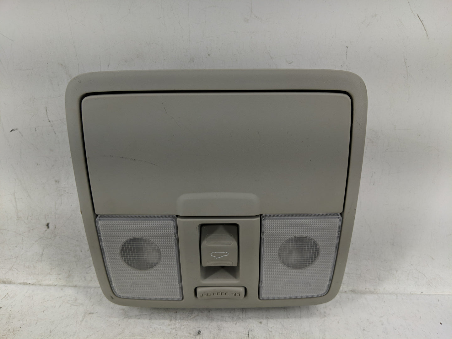 2014-2018 Kia Forte Overhead Roof Console 1240085 - Oemusedautoparts1.com