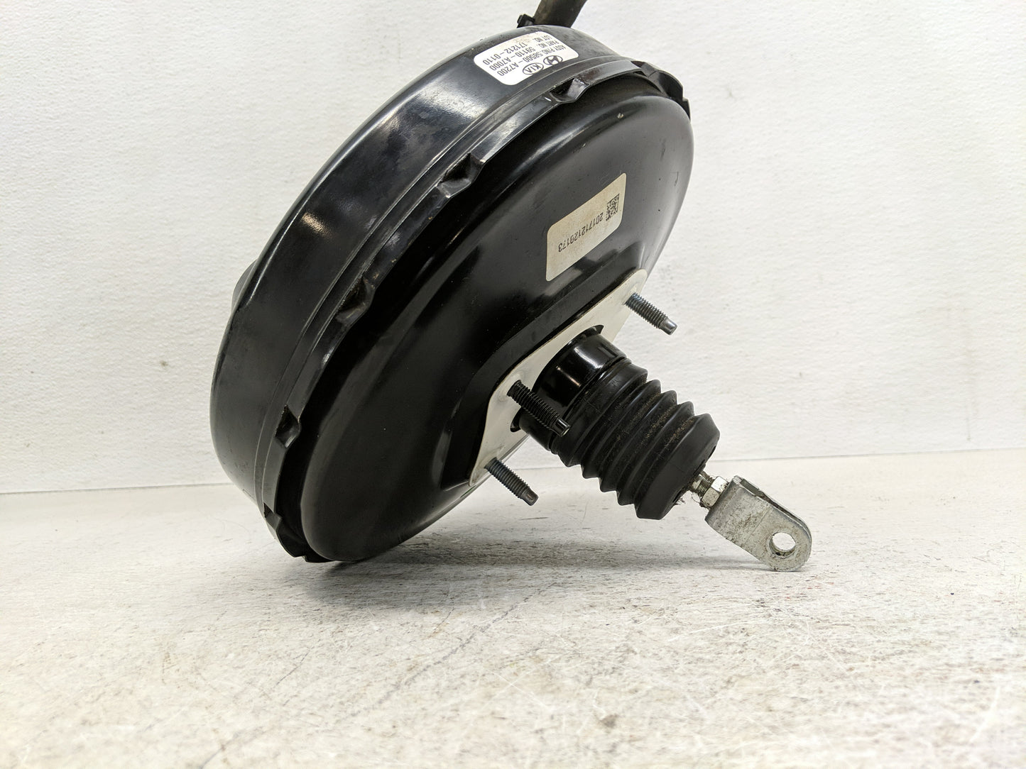 2014-2018 Kia Forte Power Brake Booster Oem - Oemusedautoparts1.com