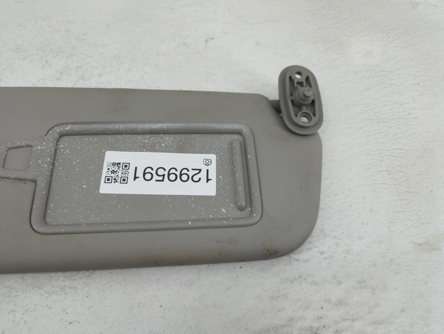 2017-2018 Kia Forte Sun Visor Shade Replacement Passenger Right Mirror Fits Fits 2017 2018 OEM Used Auto Parts - Oemusedauto