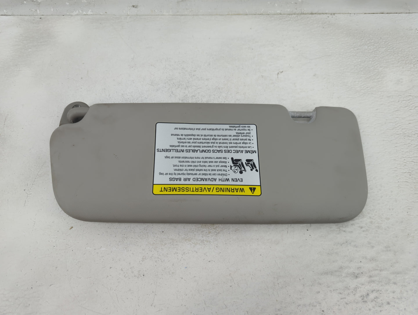 2017-2018 Kia Forte Sun Visor Shade Replacement Passenger Right Mirror Fits Fits 2017 2018 OEM Used Auto Parts - Oemusedauto