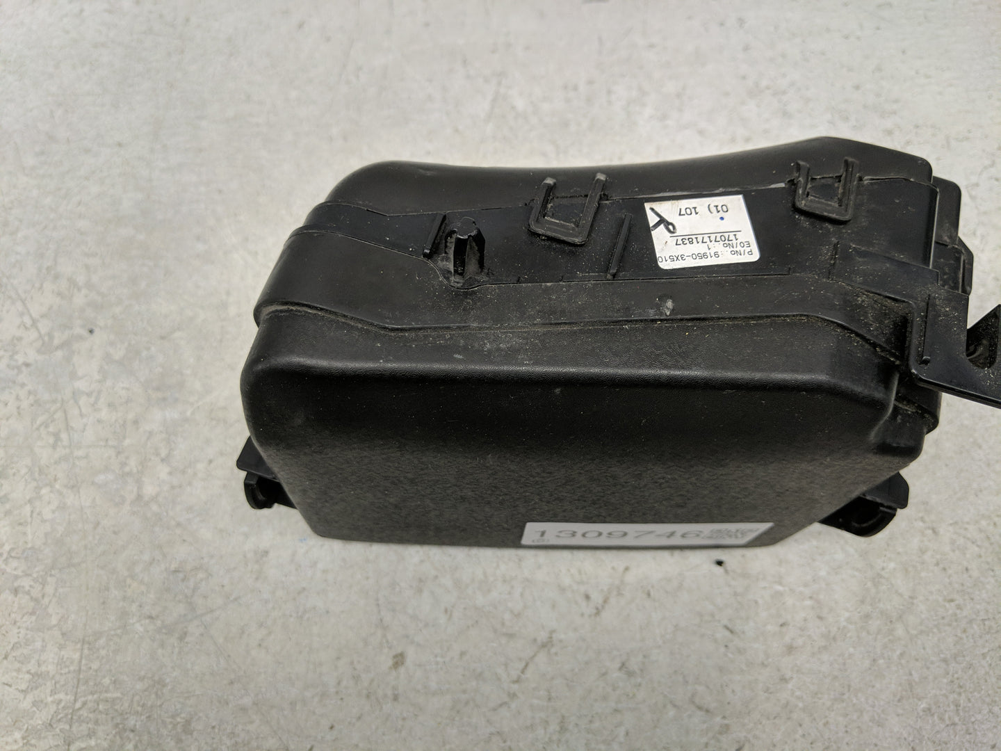 2017-2018 Kia Forte Fusebox Fuse Box Panel Relay Module P/N:91950-A7760 Fits Fits 2017 2018 OEM Used Auto Parts - Oemusedaut