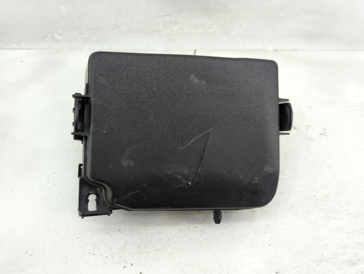 2017-2018 Kia Forte Fusebox Fuse Box Panel Relay Module P/N:91950-3X510 Fits Fits 2017 2018 OEM Used Auto Parts - Oemusedaut