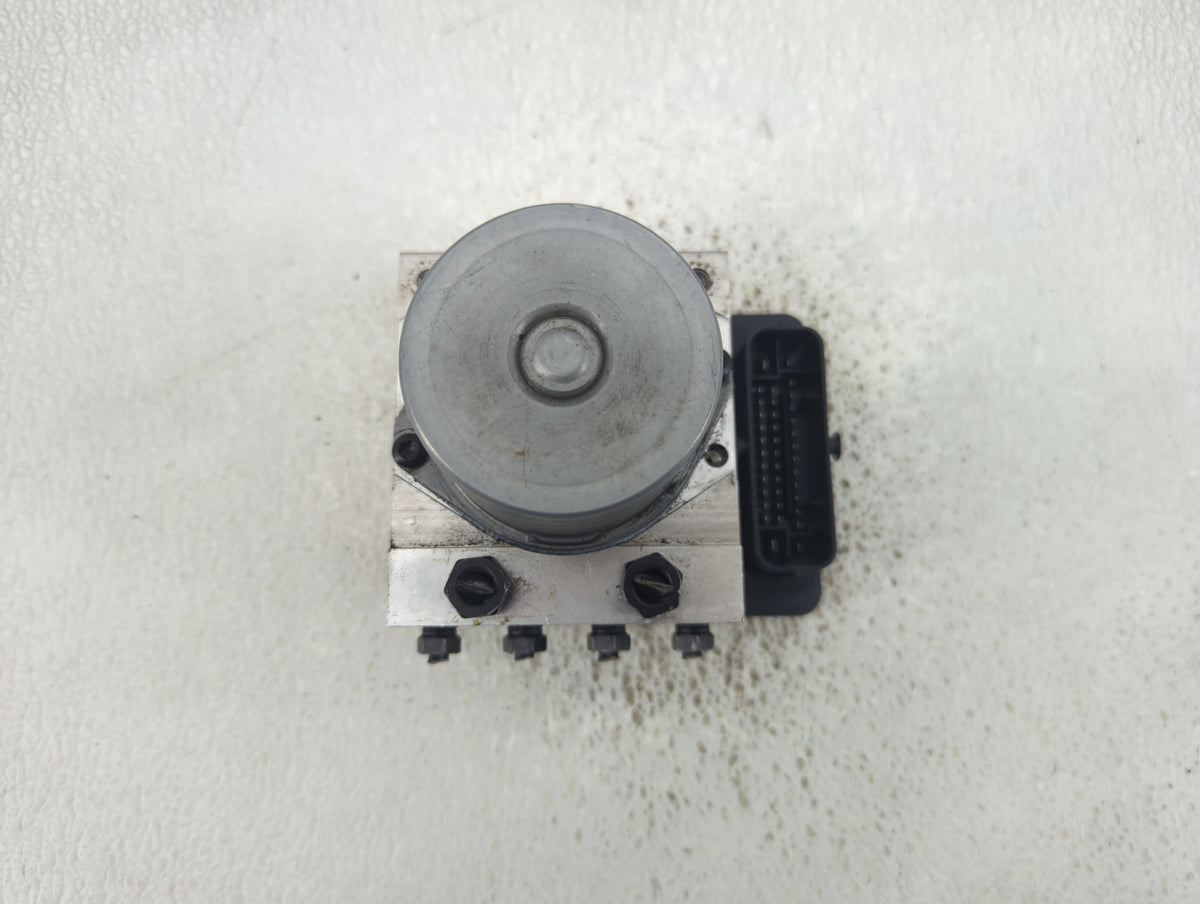 2017-2018 Kia Forte Anti-Lock Brake ABS Pump Module Actuator OEM P/N:61589-45200 Fits Fits 2017 2018 OEM Used Auto Parts - O