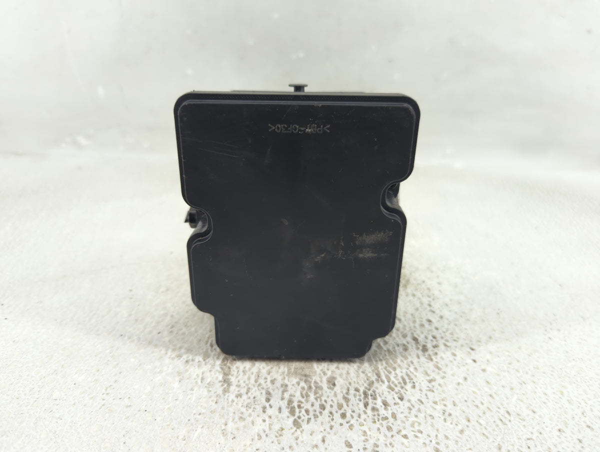2017-2018 Kia Forte Anti-Lock Brake ABS Pump Module Actuator OEM P/N:61589-45200 Fits Fits 2017 2018 OEM Used Auto Parts - O