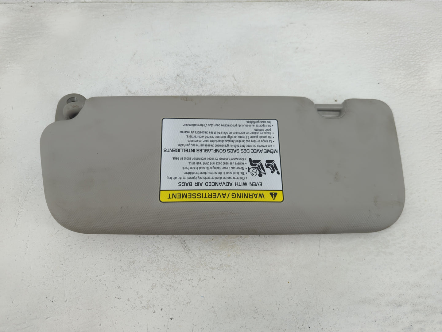 2017-2018 Kia Forte Sun Visor Shade Replacement Passenger Right Mirror Fits Fits 2017 2018 OEM Used Auto Parts - Oemusedauto