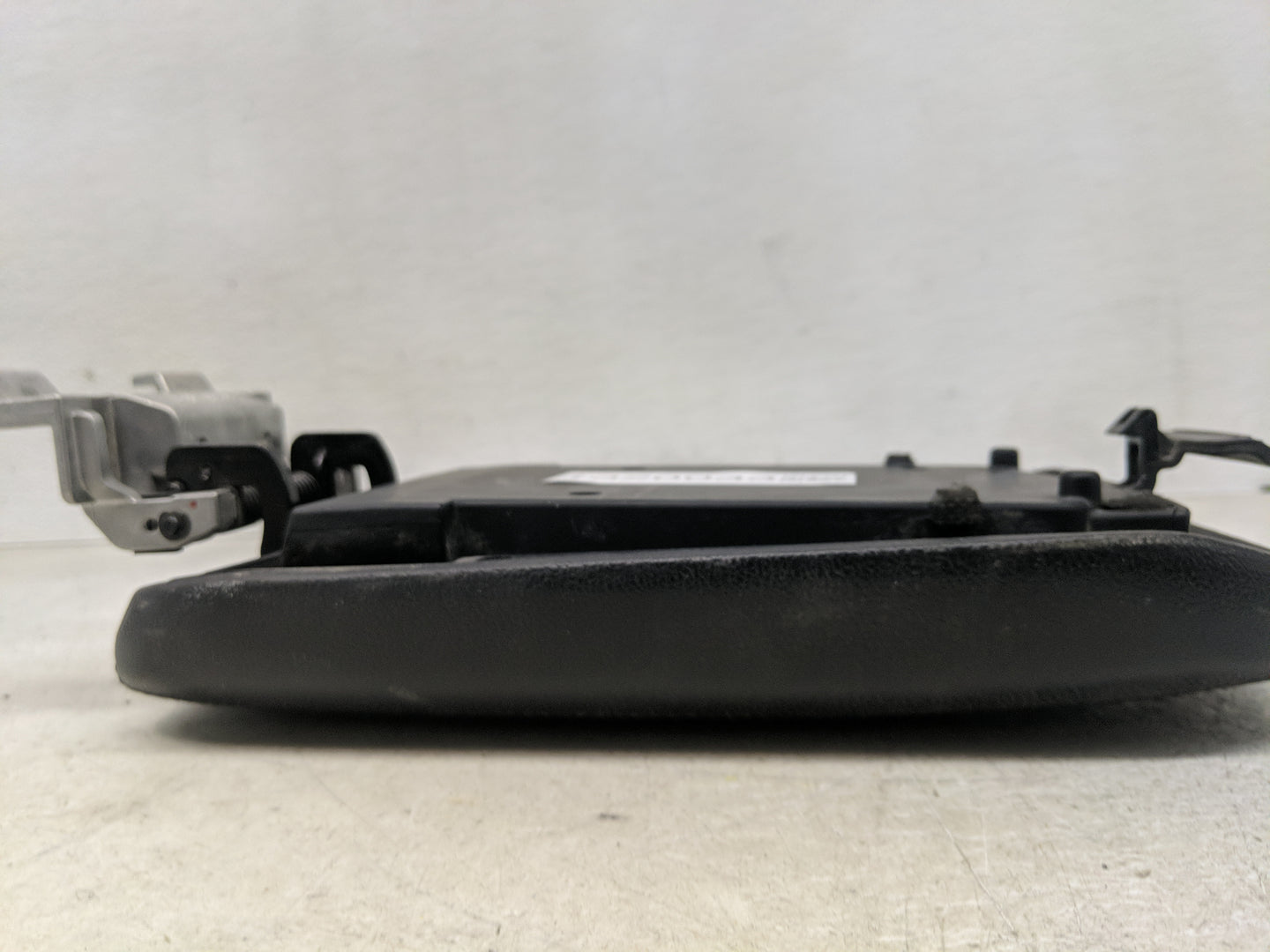 2018 Kia Forte Center Console Armrest Cover Lid Fits OEM Used Auto Parts - Oemusedautoparts1.com