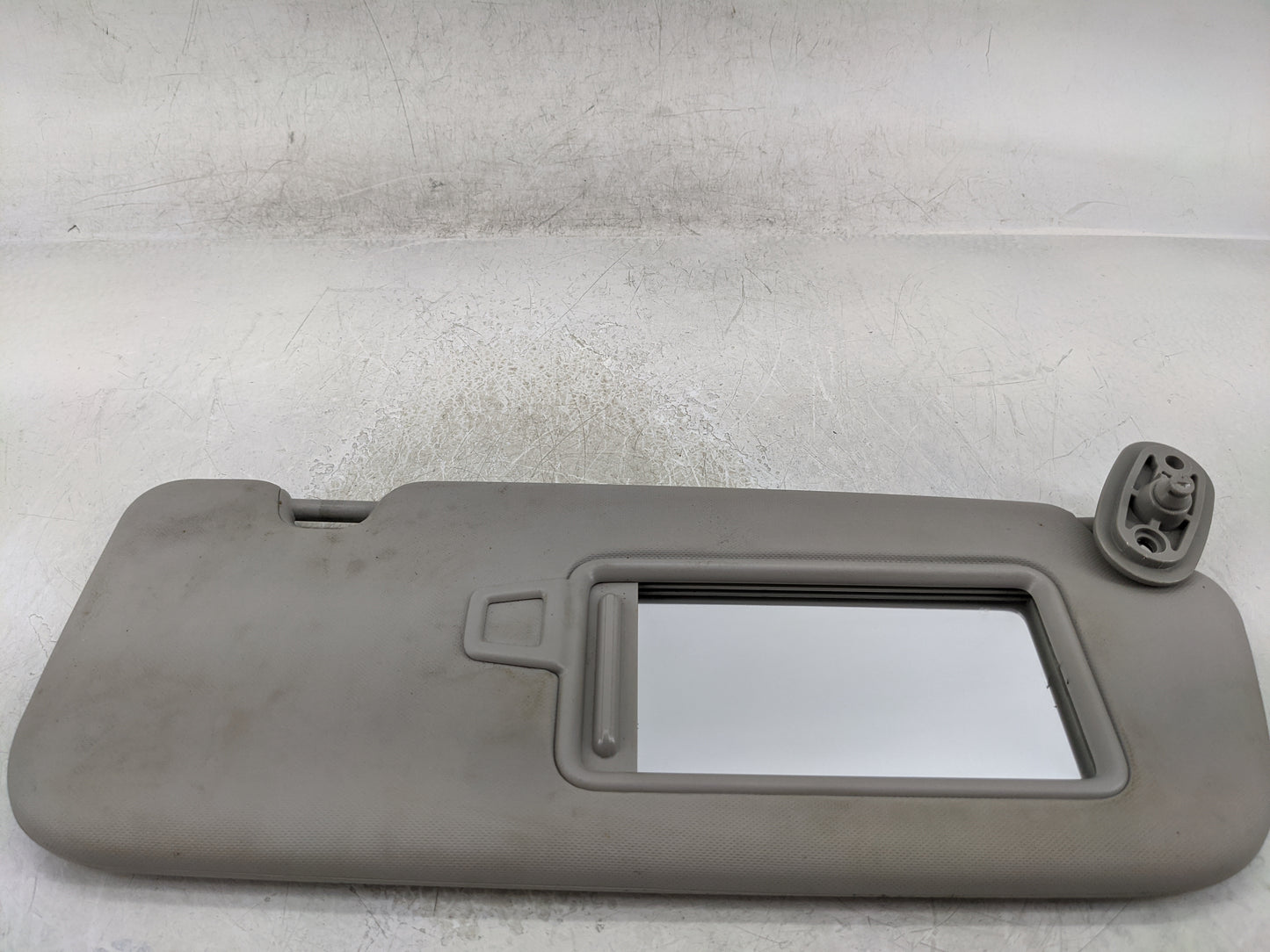 2017-2018 Kia Forte Sun Visor Shade Replacement Passenger Right Mirror Fits Fits 2017 2018 OEM Used Auto Parts - Oemusedauto