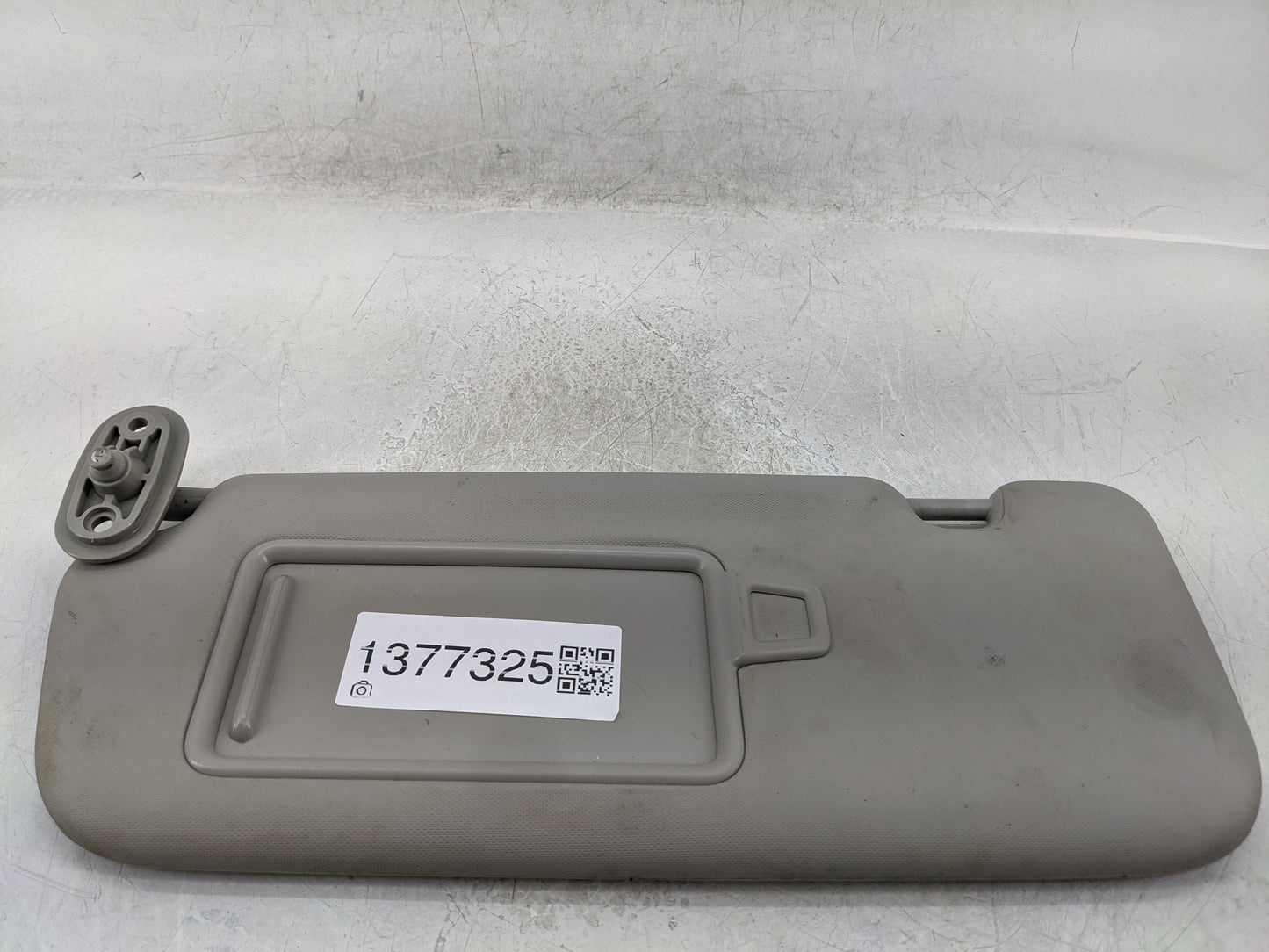 2017-2018 Kia Forte Sun Visor Shade Replacement Driver Left Mirror Fits Fits 2017 2018 OEM Used Auto Parts - Oemusedautopart