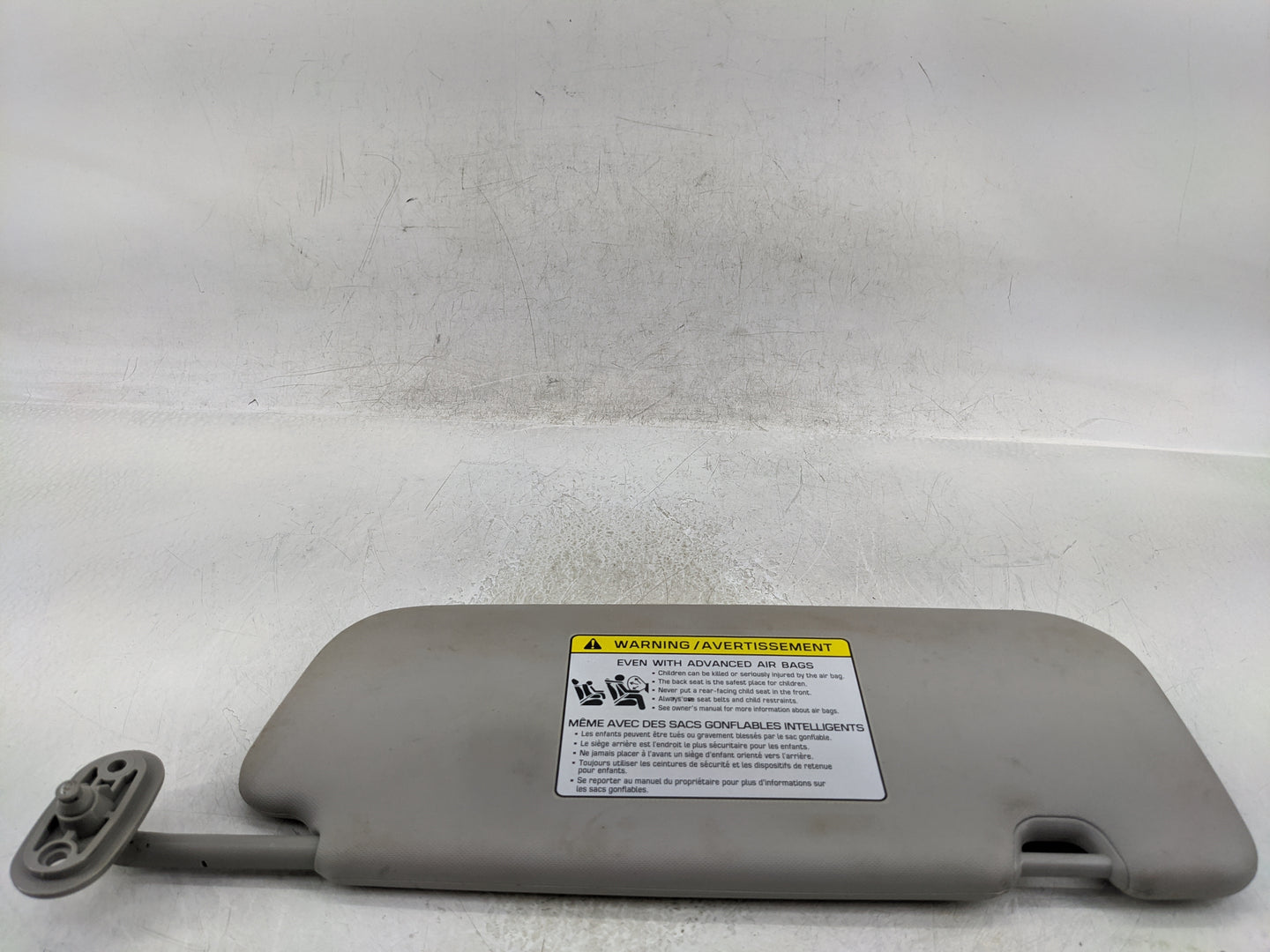 2017-2018 Kia Forte Sun Visor Shade Replacement Driver Left Mirror Fits Fits 2017 2018 OEM Used Auto Parts - Oemusedautopart