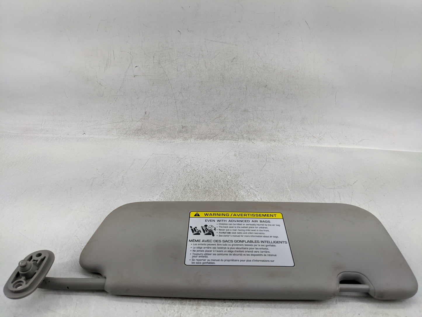 2017-2018 Kia Forte Sun Visor Shade Replacement Driver Left Mirror Fits Fits 2017 2018 OEM Used Auto Parts - Oemusedautopart