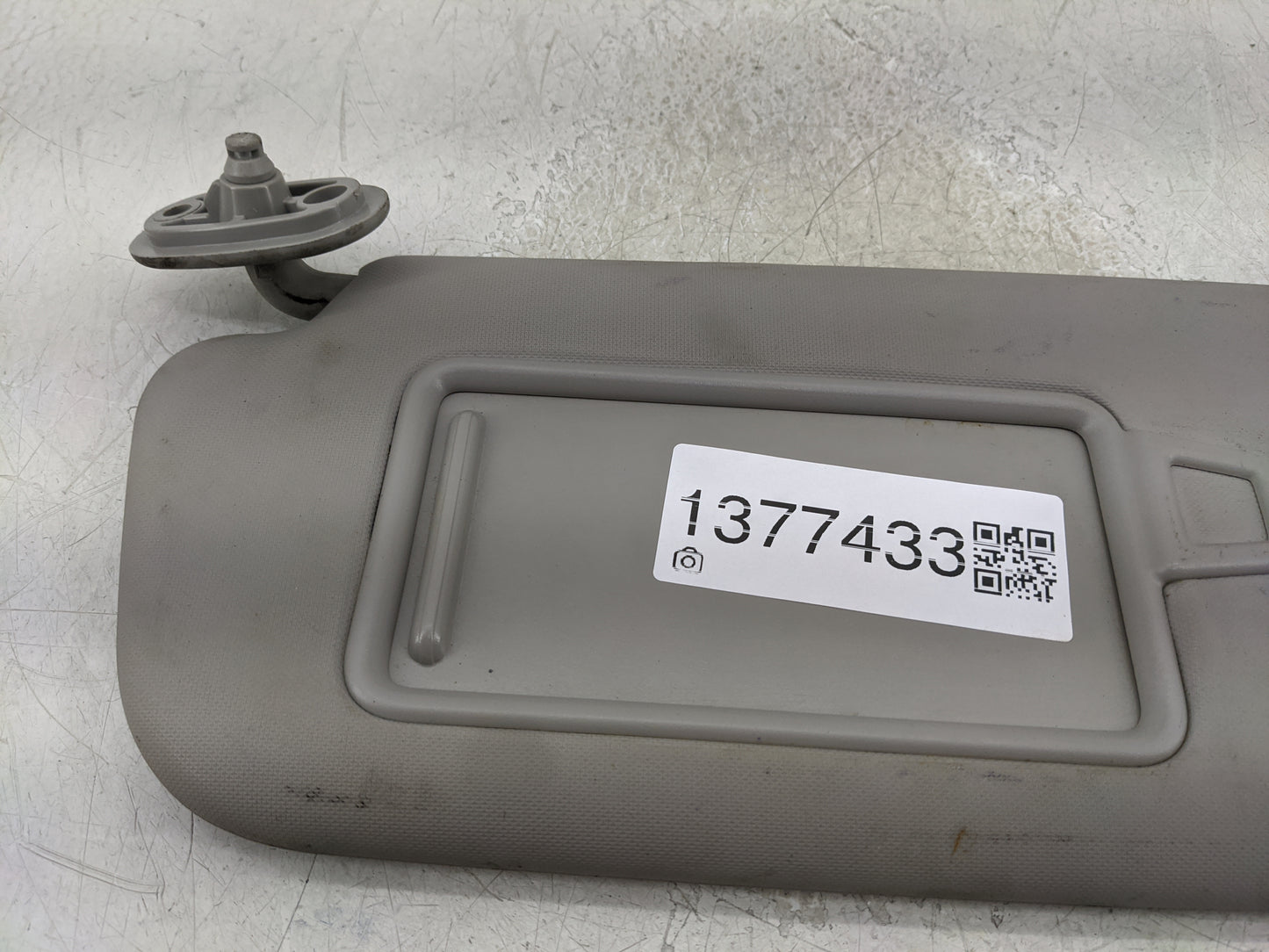 2017-2018 Kia Forte Sun Visor Shade Replacement Driver Left Mirror Fits Fits 2017 2018 OEM Used Auto Parts - Oemusedautopart