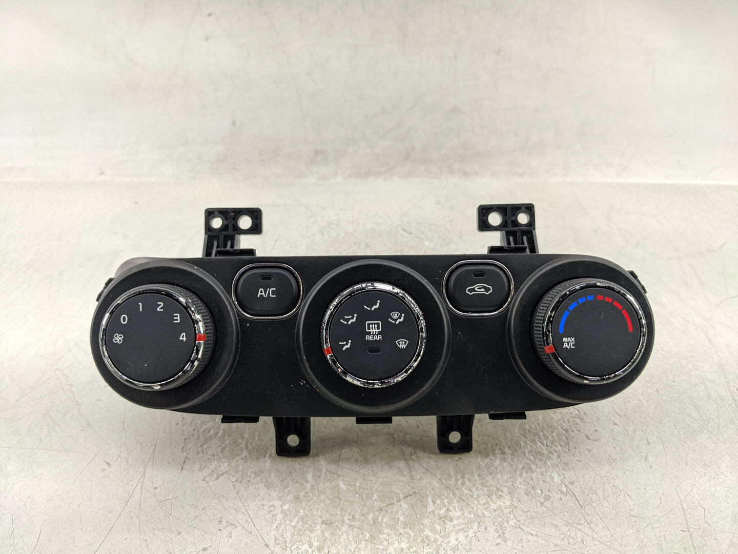 2017-2018 Kia Forte Climate Control Module Temperature AC/Heater Replacement P/N:97250-B0AA0 97250B0DA0 Fits Fits 2017 2018 