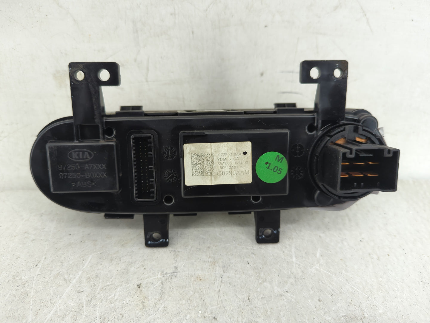 2017-2018 Kia Forte Climate Control Module Temperature AC/Heater Replacement P/N:Q0290AAM 97250-B0AA0 Fits Fits 2017 2018 OE