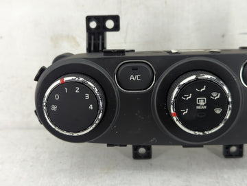 2017-2018 Kia Forte Climate Control Module Temperature AC/Heater Replacement P/N:97250-B0AA0 Q0290AAM Fits Fits 2017 2018 OEM Used Auto Parts