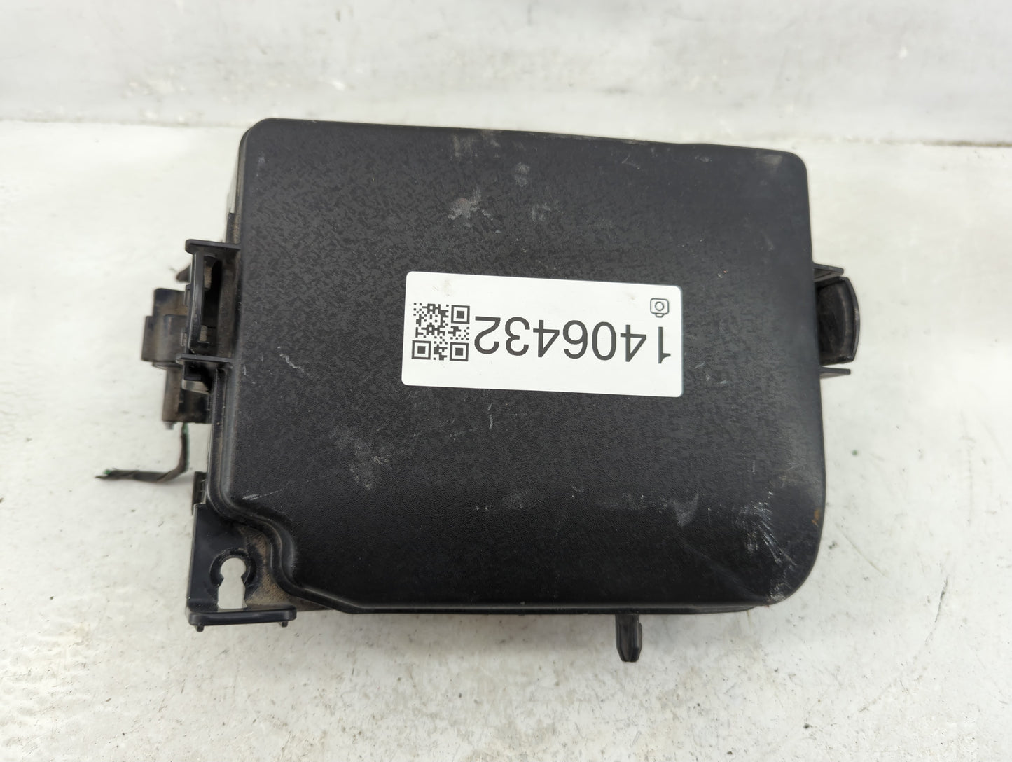 2017-2018 Kia Forte Fusebox Fuse Box Panel Relay Module P/N:91950-A7760 Fits Fits 2017 2018 OEM Used Auto Parts - Oemusedaut