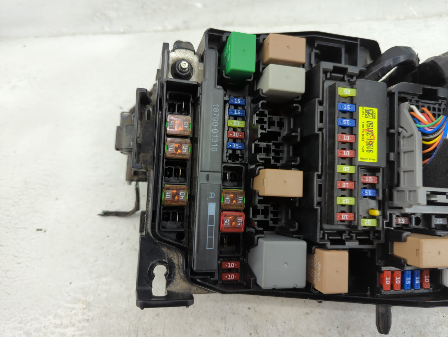 2017-2018 Kia Forte Fusebox Fuse Box Panel Relay Module P/N:91950-A7760 Fits Fits 2017 2018 OEM Used Auto Parts - Oemusedaut