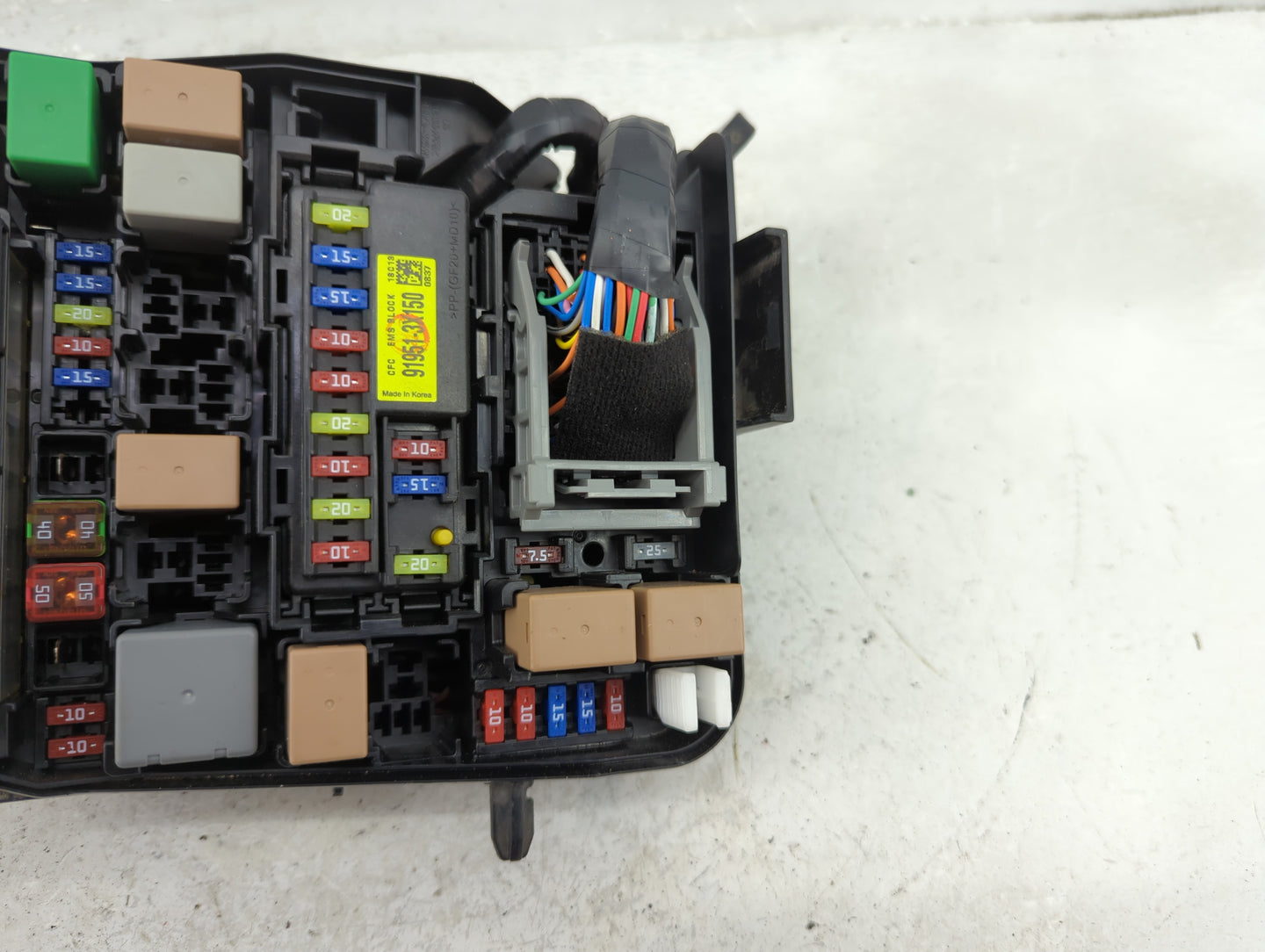 2017-2018 Kia Forte Fusebox Fuse Box Panel Relay Module P/N:91950-A7760 Fits Fits 2017 2018 OEM Used Auto Parts - Oemusedaut