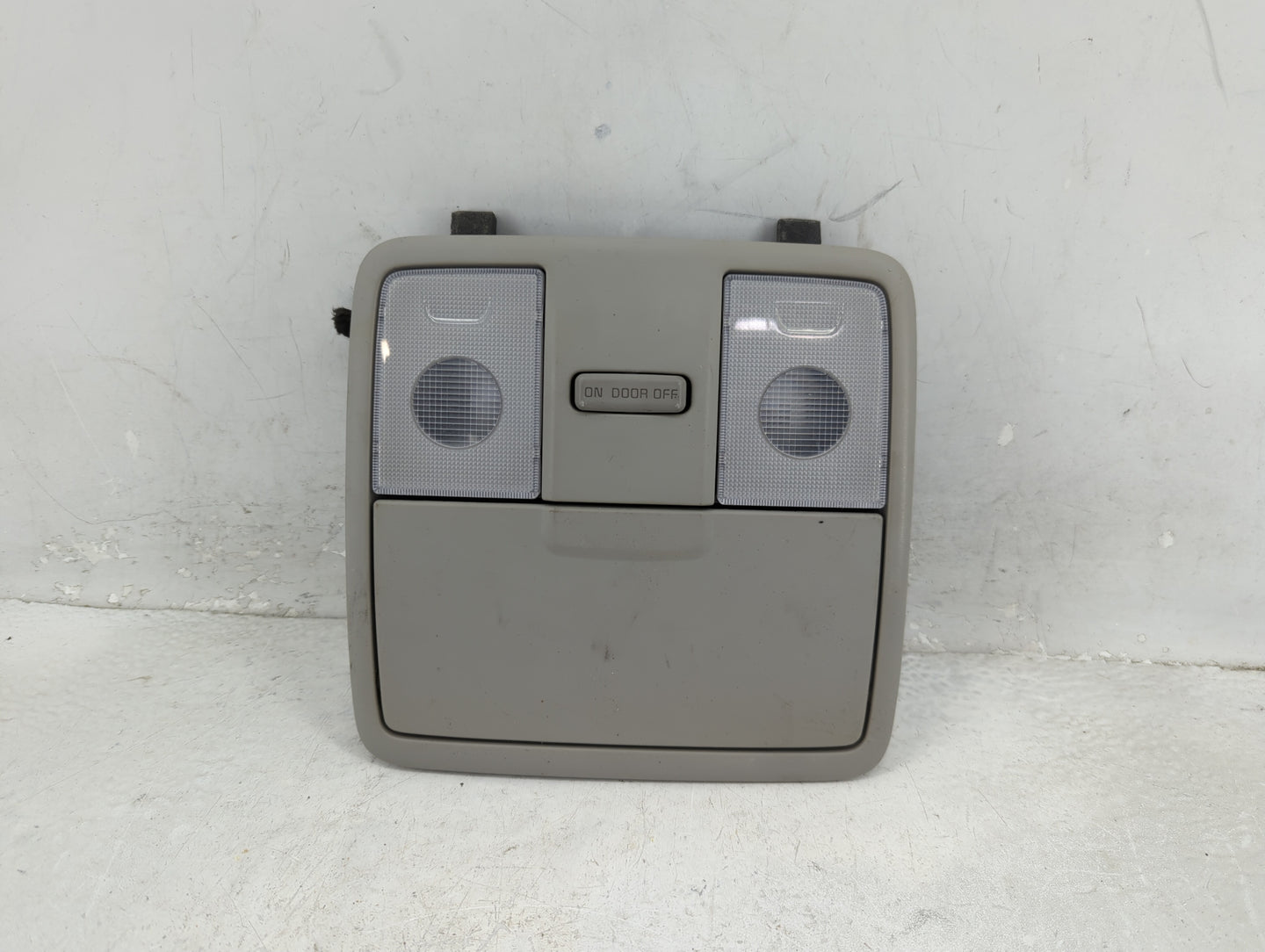 2014-2018 Kia Forte Overhead Roof Console 1408492 - Oemusedautoparts1.com