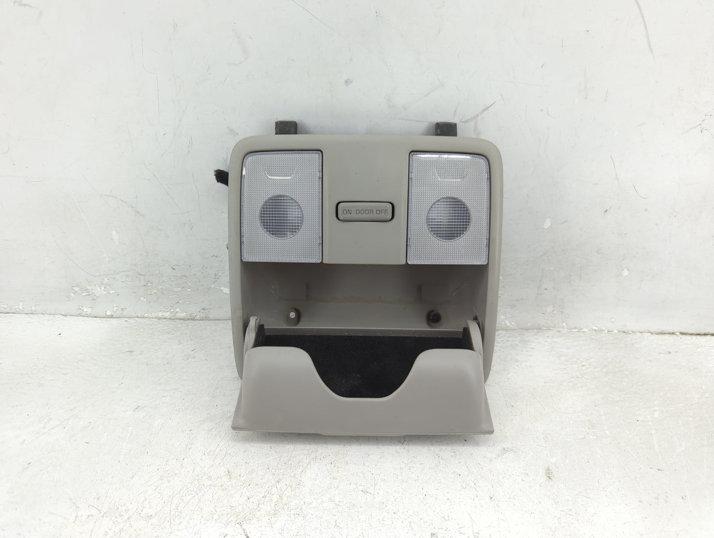 2014-2018 Kia Forte Overhead Roof Console 1408492 - Oemusedautoparts1.com