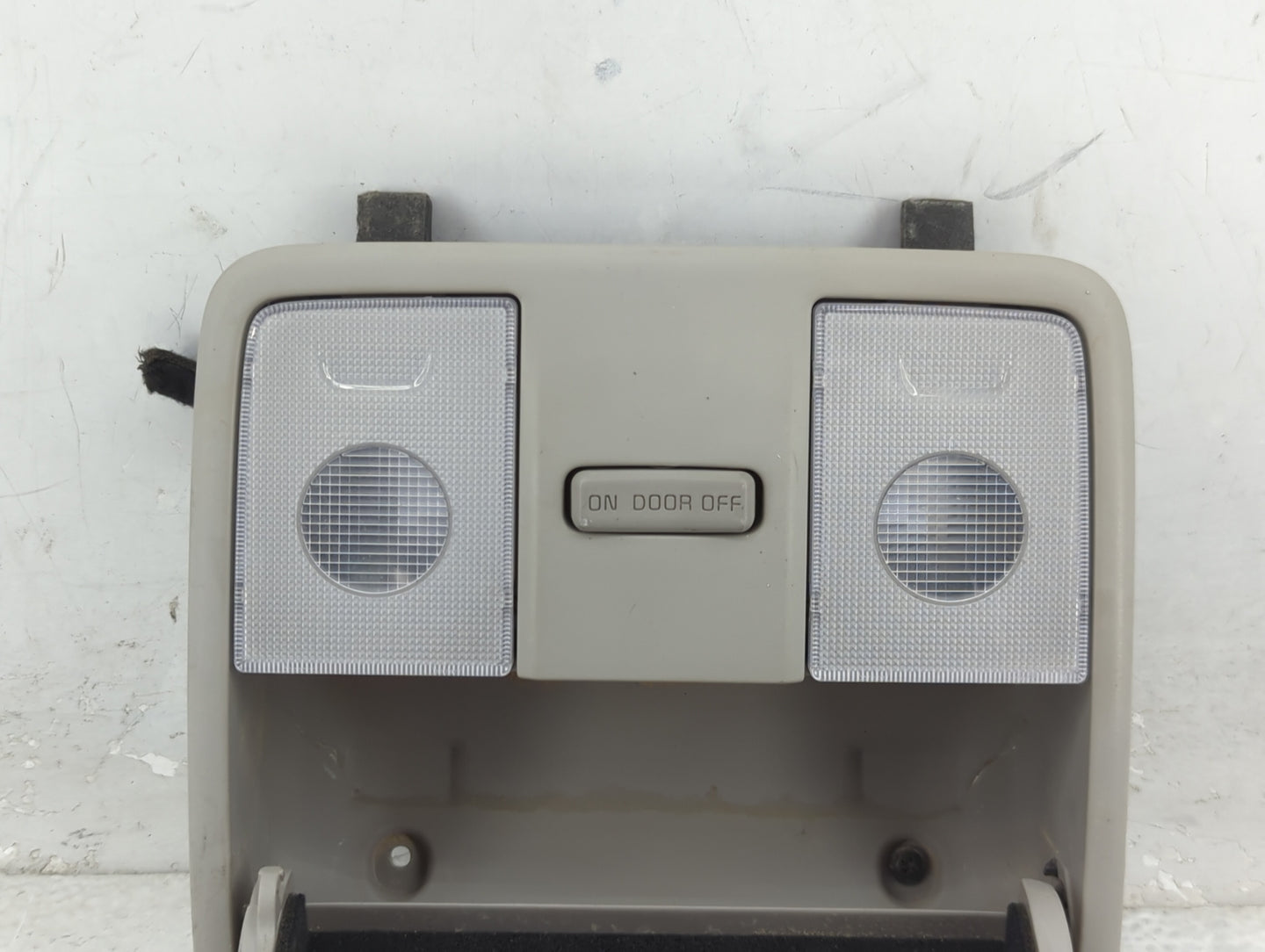 2014-2018 Kia Forte Overhead Roof Console 1408492 - Oemusedautoparts1.com