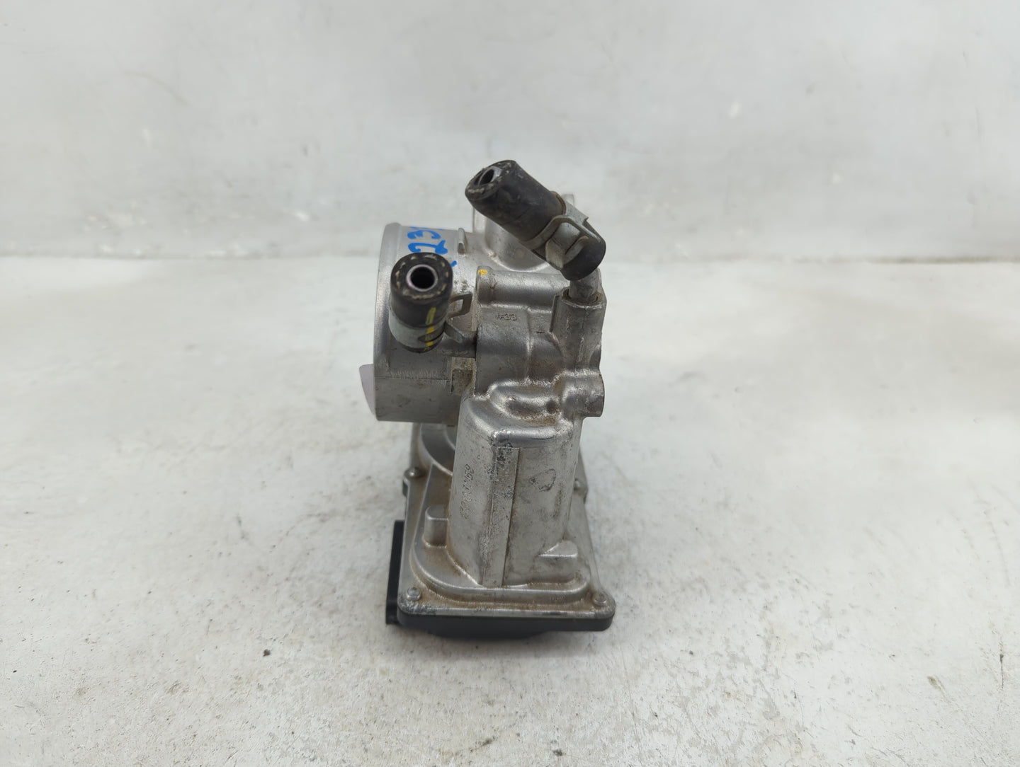 2014-2018 Kia Forte Throttle Body P/N:35100-2E00 Fits Fits 2011 2012 2013 2014 2015 2016 2017 2018 2019 2020 2021 OEM Used A