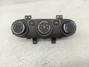 2017-2018 Kia Forte Climate Control Module Temperature AC/Heater Replacement P/N:97250-B0AA0 Fits Fits 2017 2018 OEM Used Au