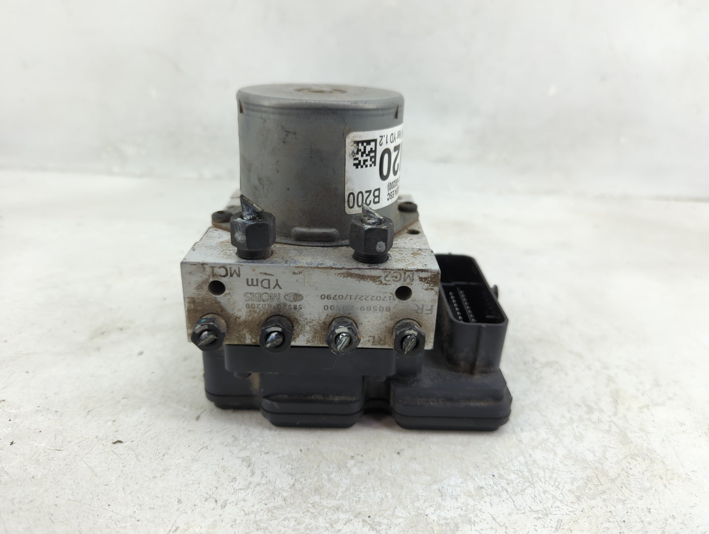 2017-2018 Kia Forte ABS Pump Control Module Replacement P/N:61589-45200 58900-B0200 Fits Fits 2017 2018 OEM Used Auto Parts 